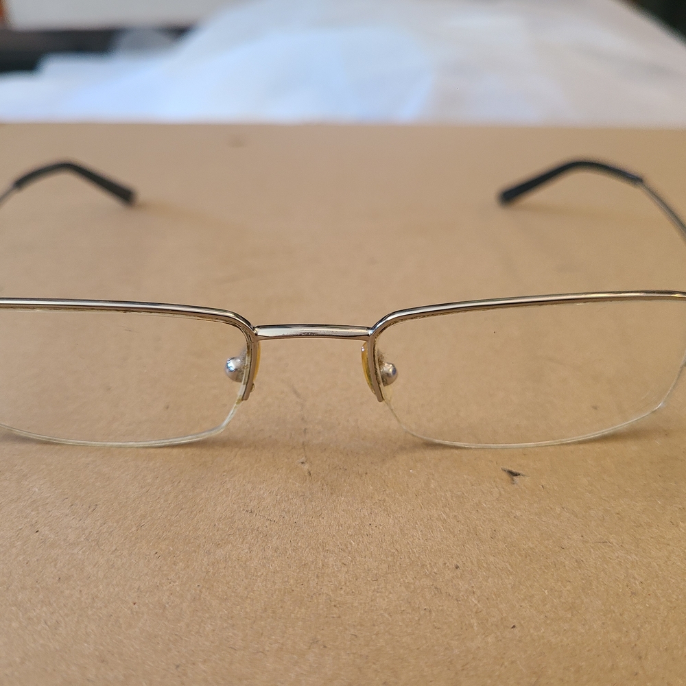 Innovative M/F Technology Stylish Gold and Black Eyeglasses Frames 52 19 140